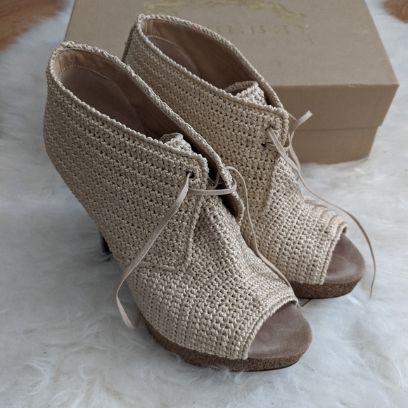 Burberry Darfield Crochet Peep Toe Booties - Picture 13 of 16